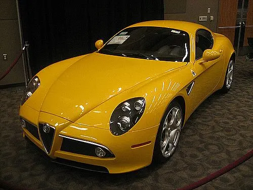 Alfa Romeo 8C