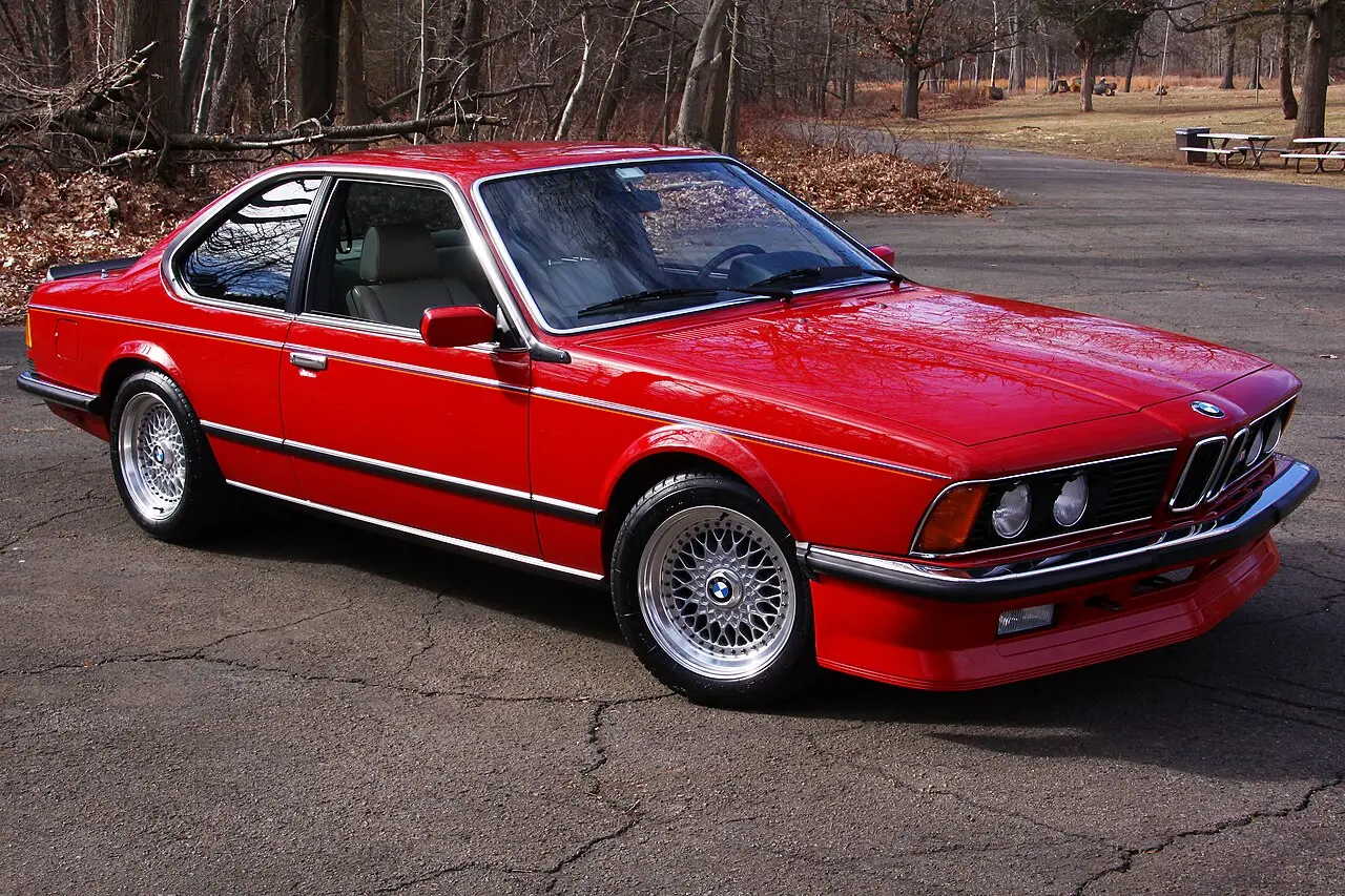 BMW M6 E24