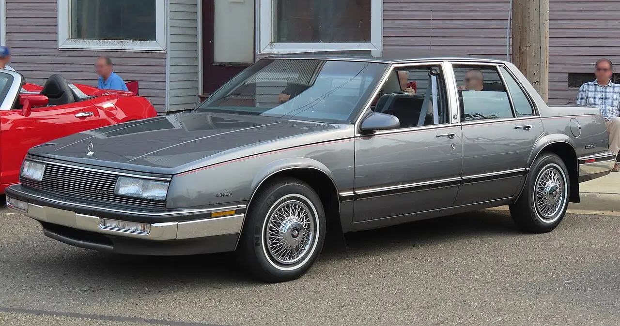 Buick LeSabre sixth generation