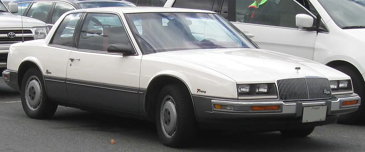 Buick Riviera seventh generation