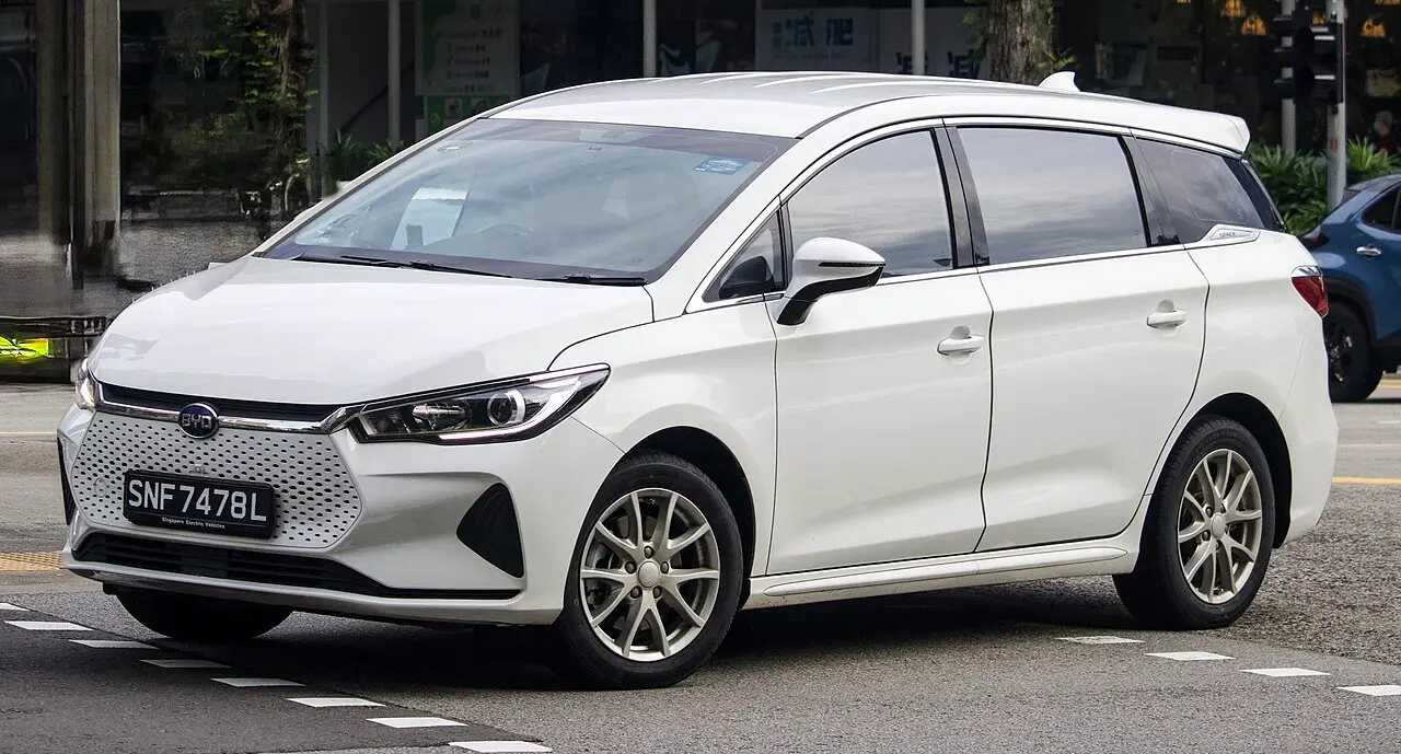 BYD e6