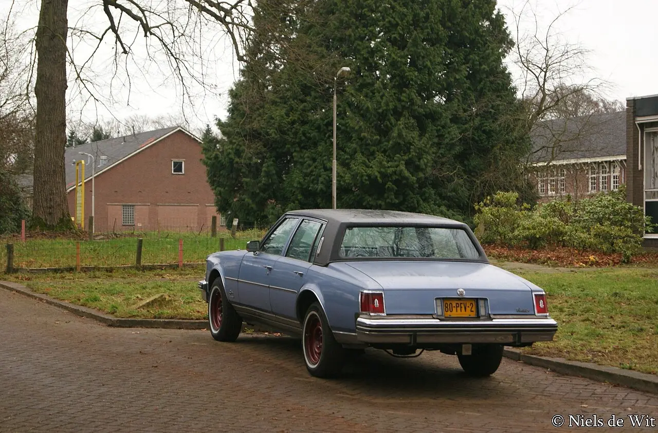 Cadillac Seville second generation