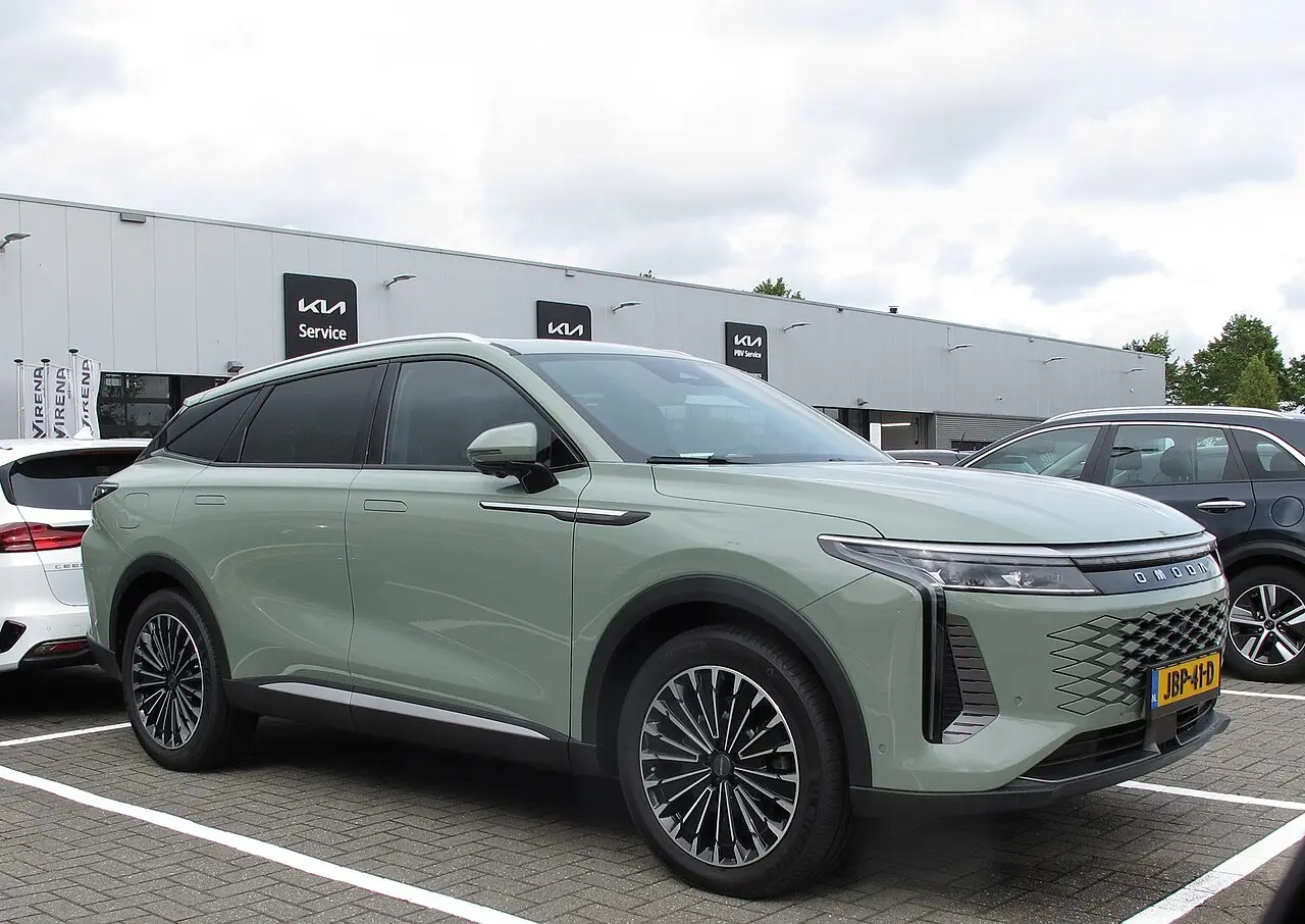 Chery Omoda 9