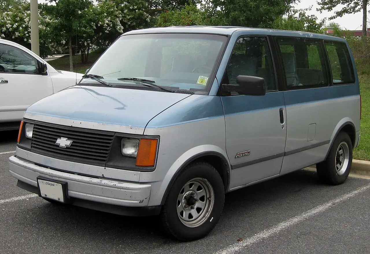 Chevrolet Astro First generation