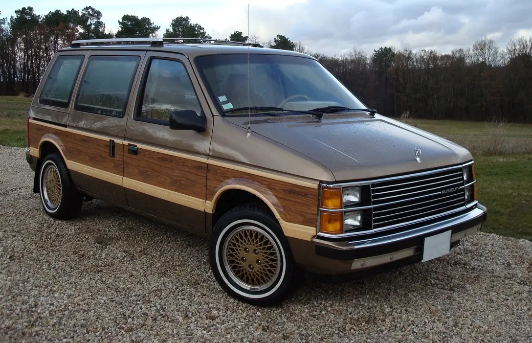 Chrysler Town & Country first generation