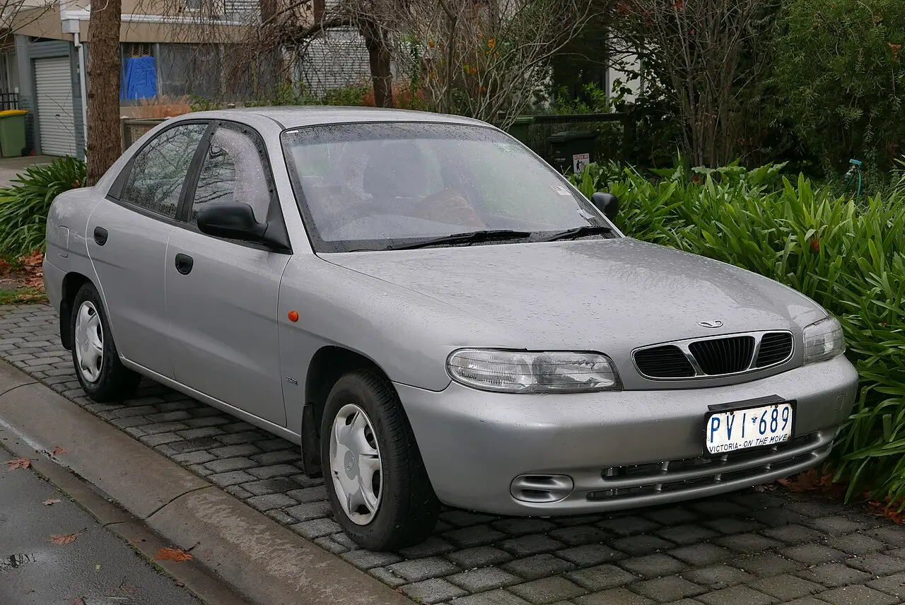 Daewoo Nubira J100