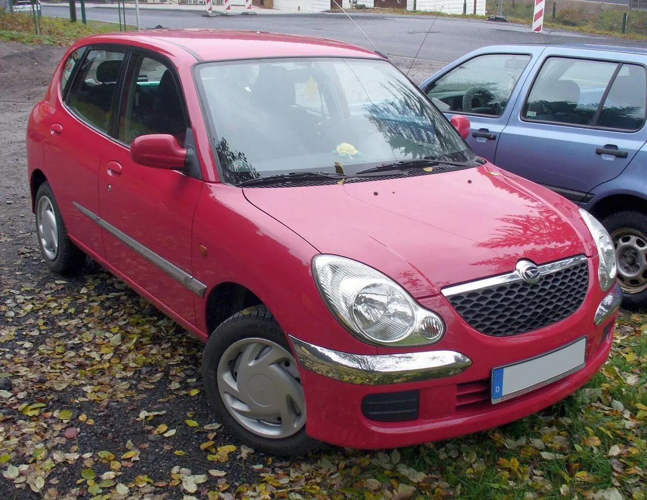 Daihatsu Sirion I
