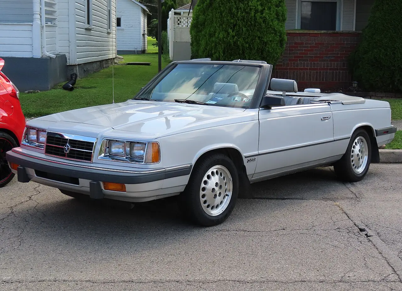 Dodge 600