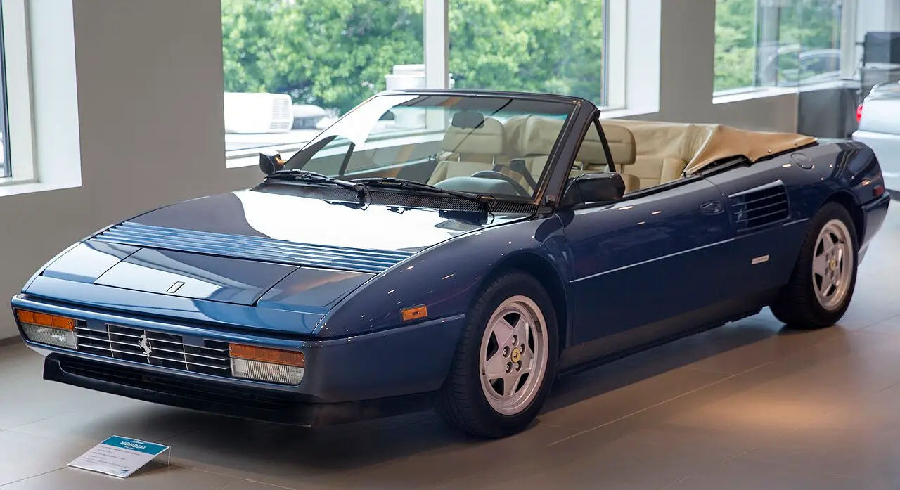 Ferrari Mondial