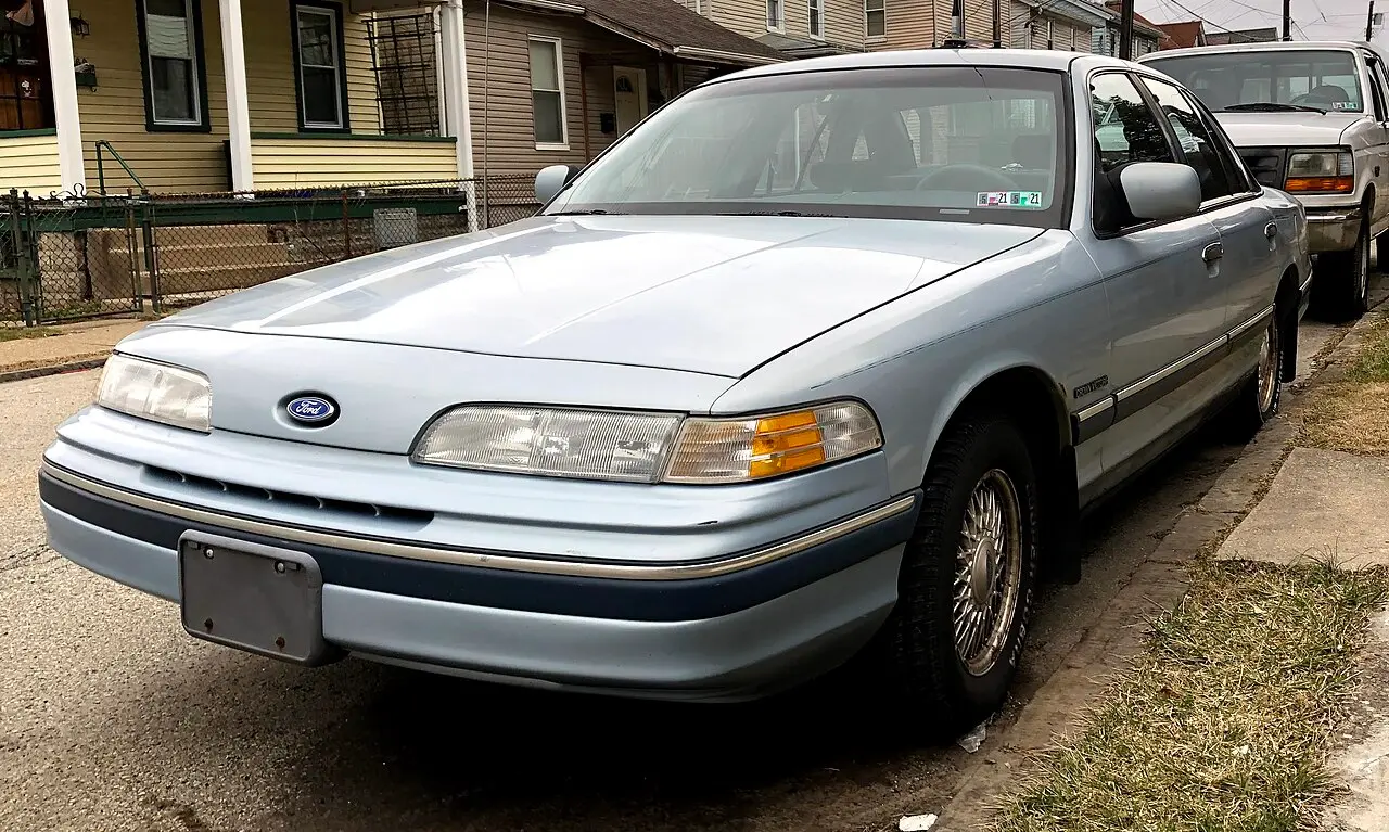 Ford Crown Victoria first generation