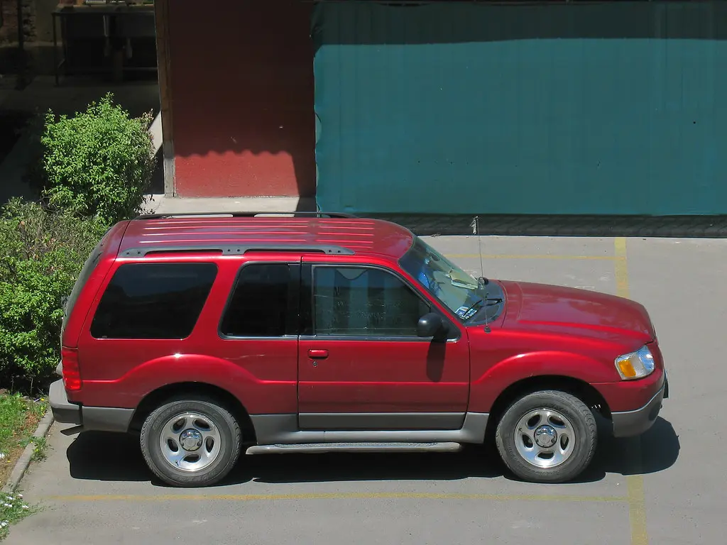Ford Explorer Sport