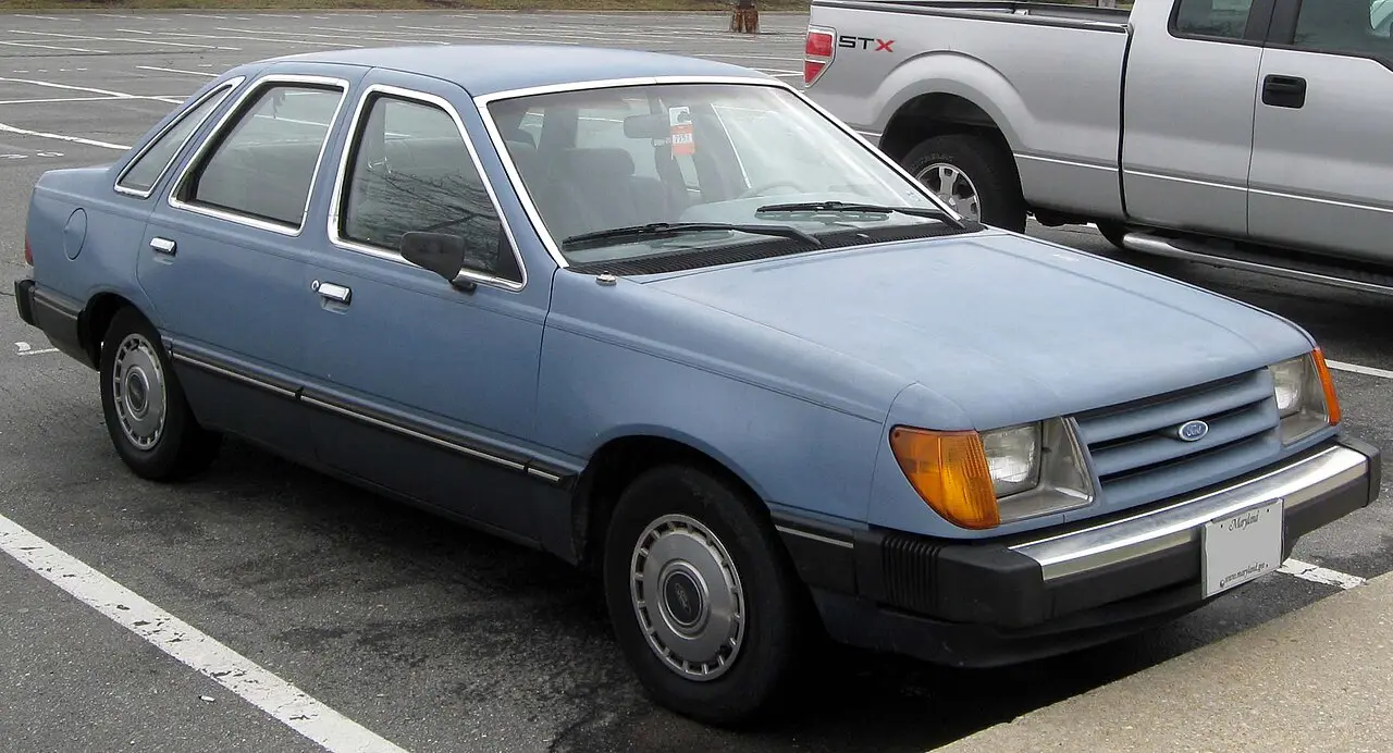 Ford Tempo First generation
