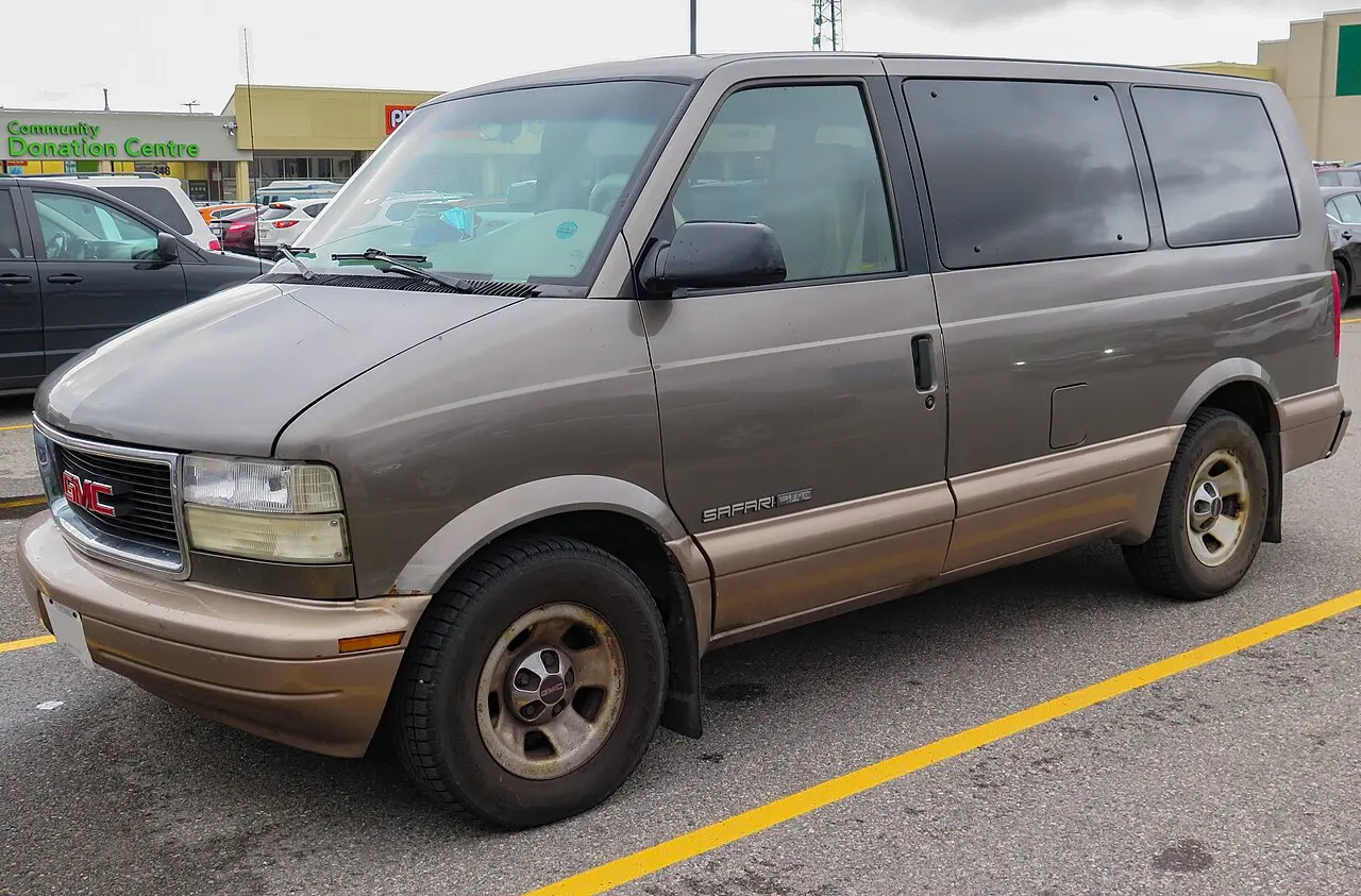 GMC Safari