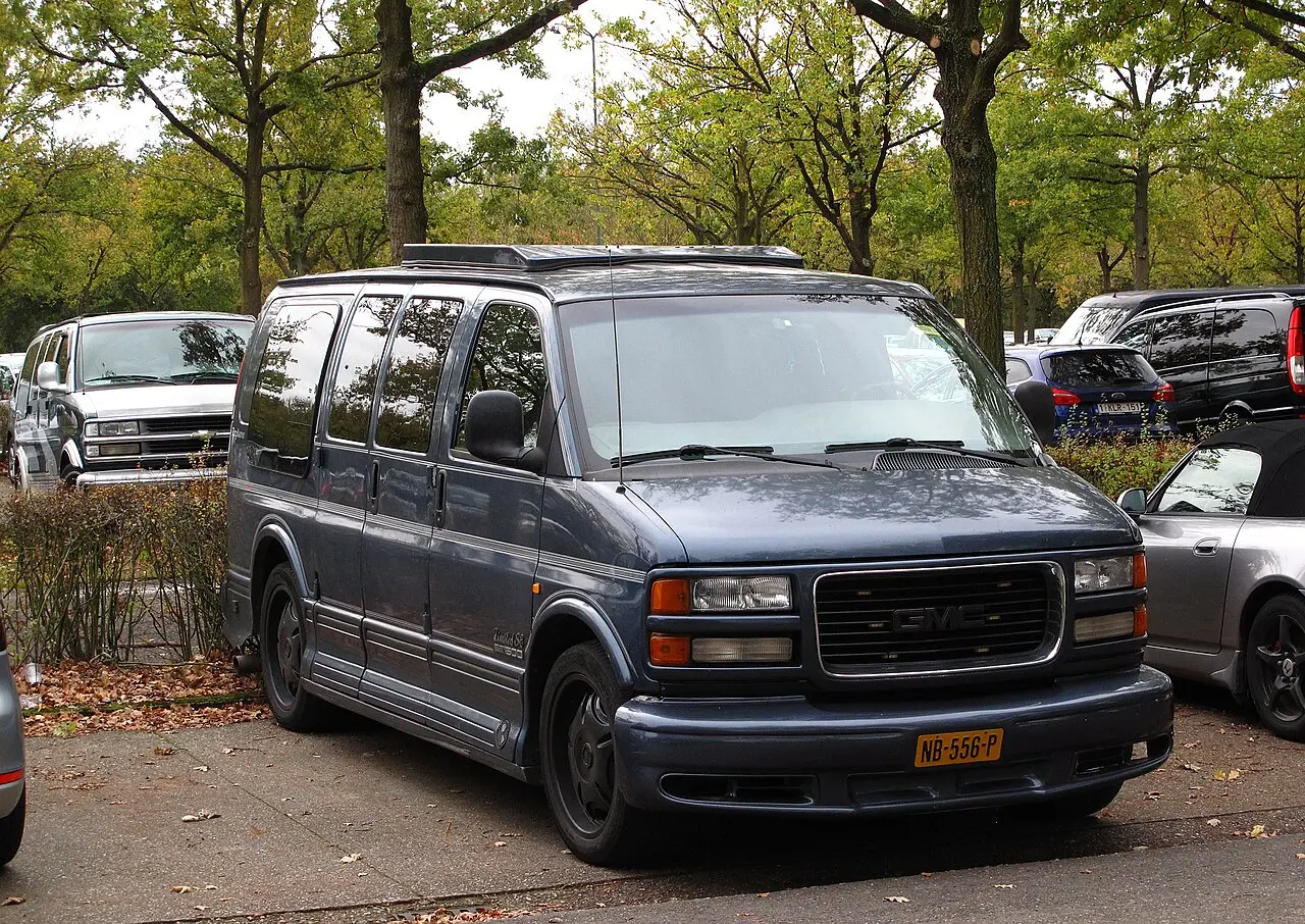GMC Savana first generation
