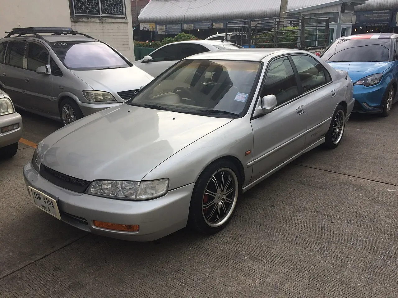 Honda Accord V
