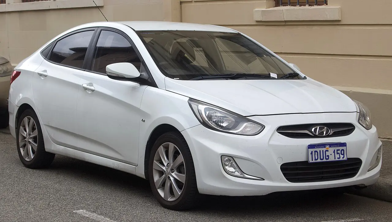 Hyundai Accent IV