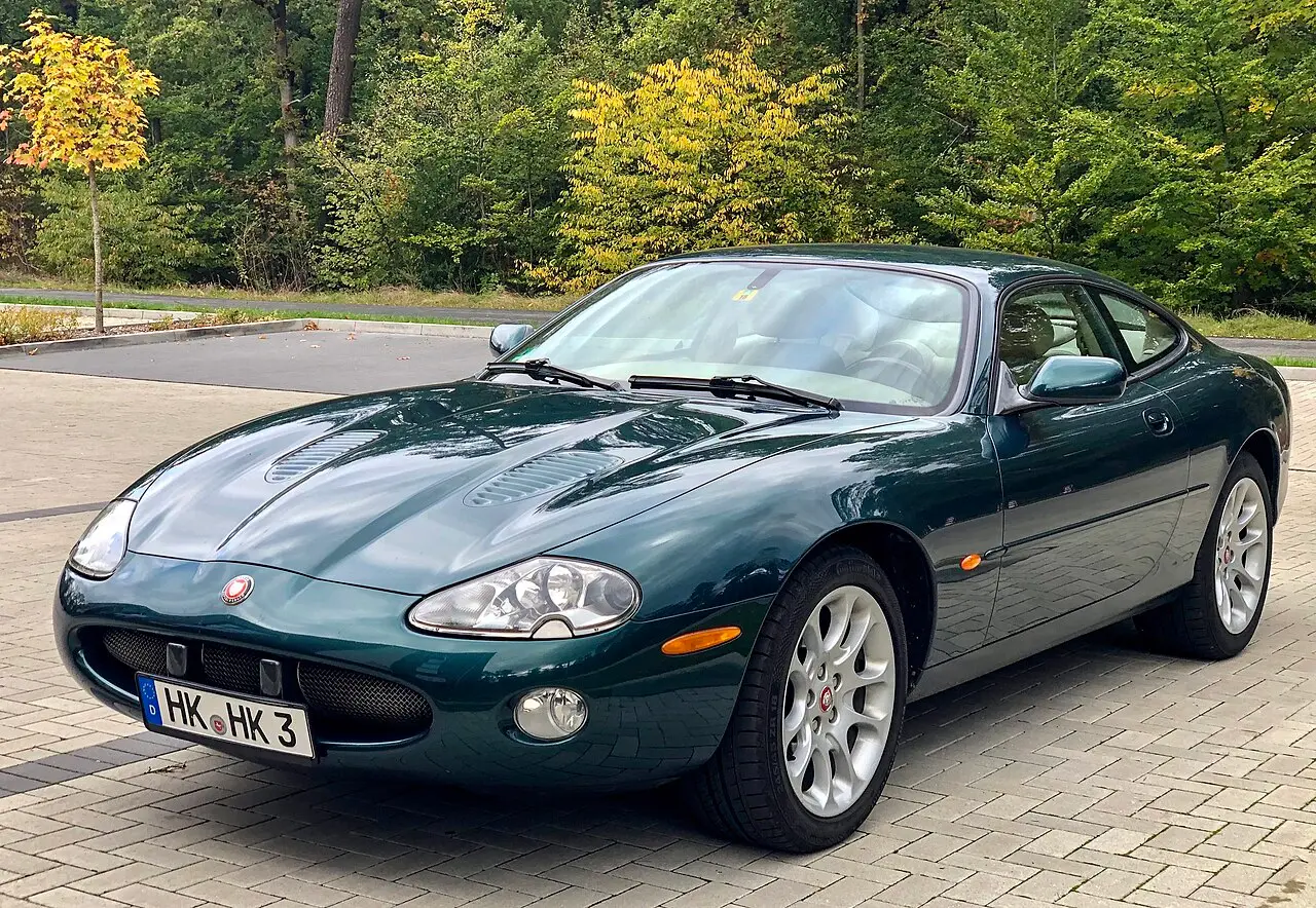 Jaguar XK X100