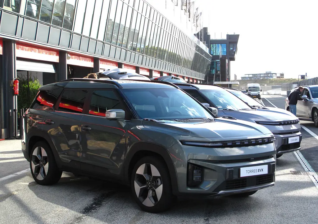 KGM (SsangYong) Torres EVX