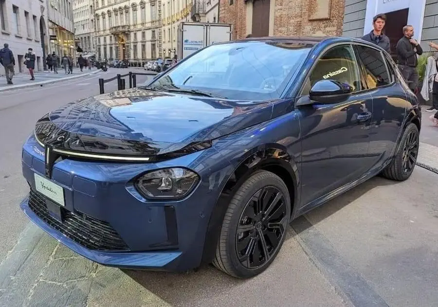 Lancia Ypsilon