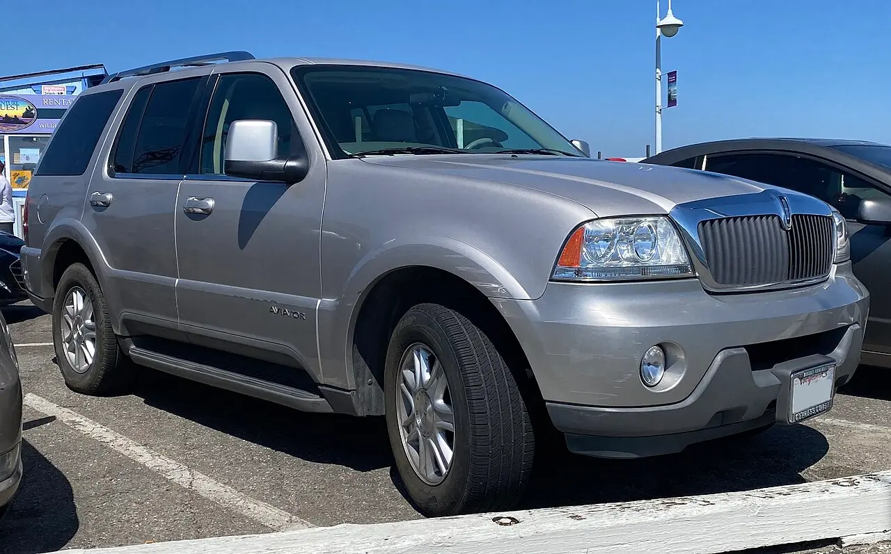 Lincoln Aviator first generation