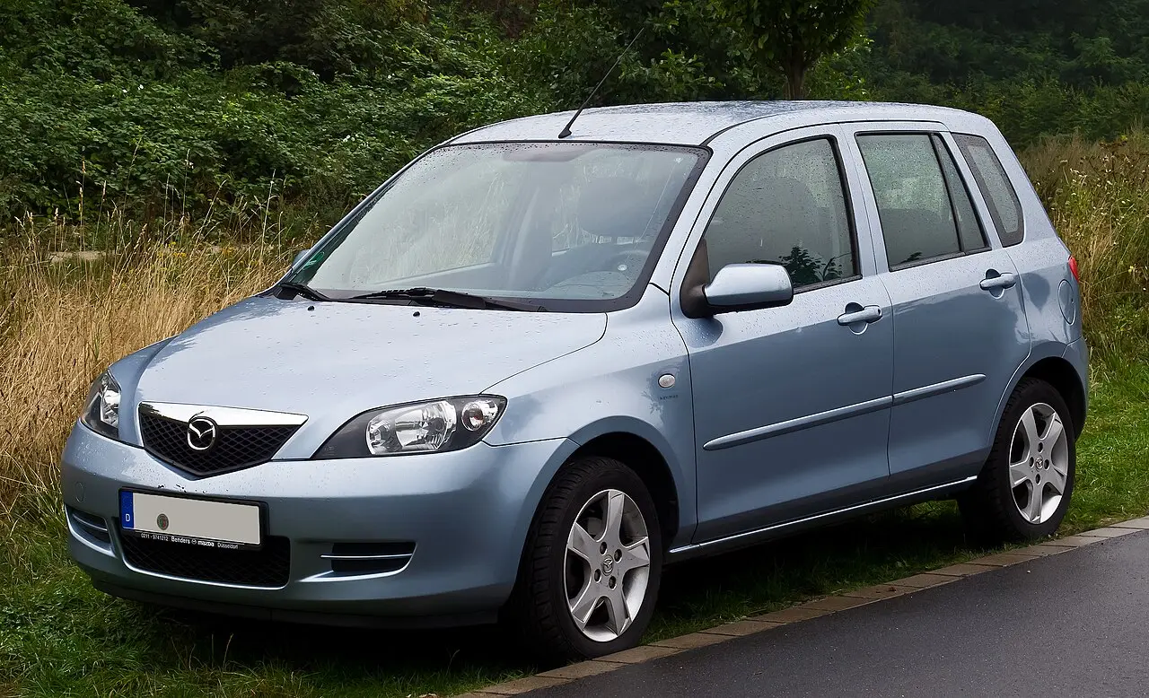 Mazda Mazda2 I