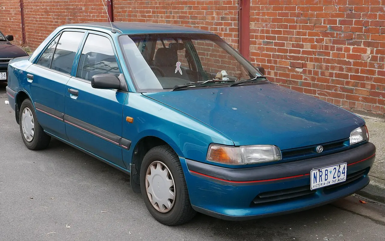 Mazda 323 323 BG