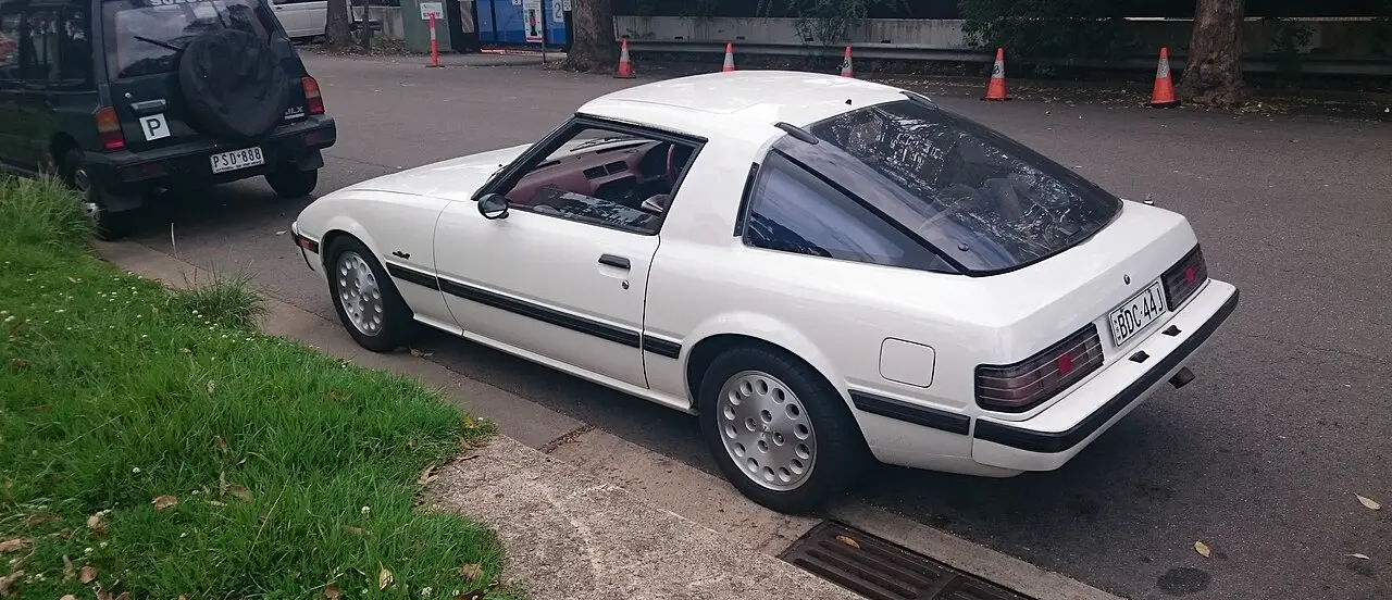 Mazda RX-7 FB