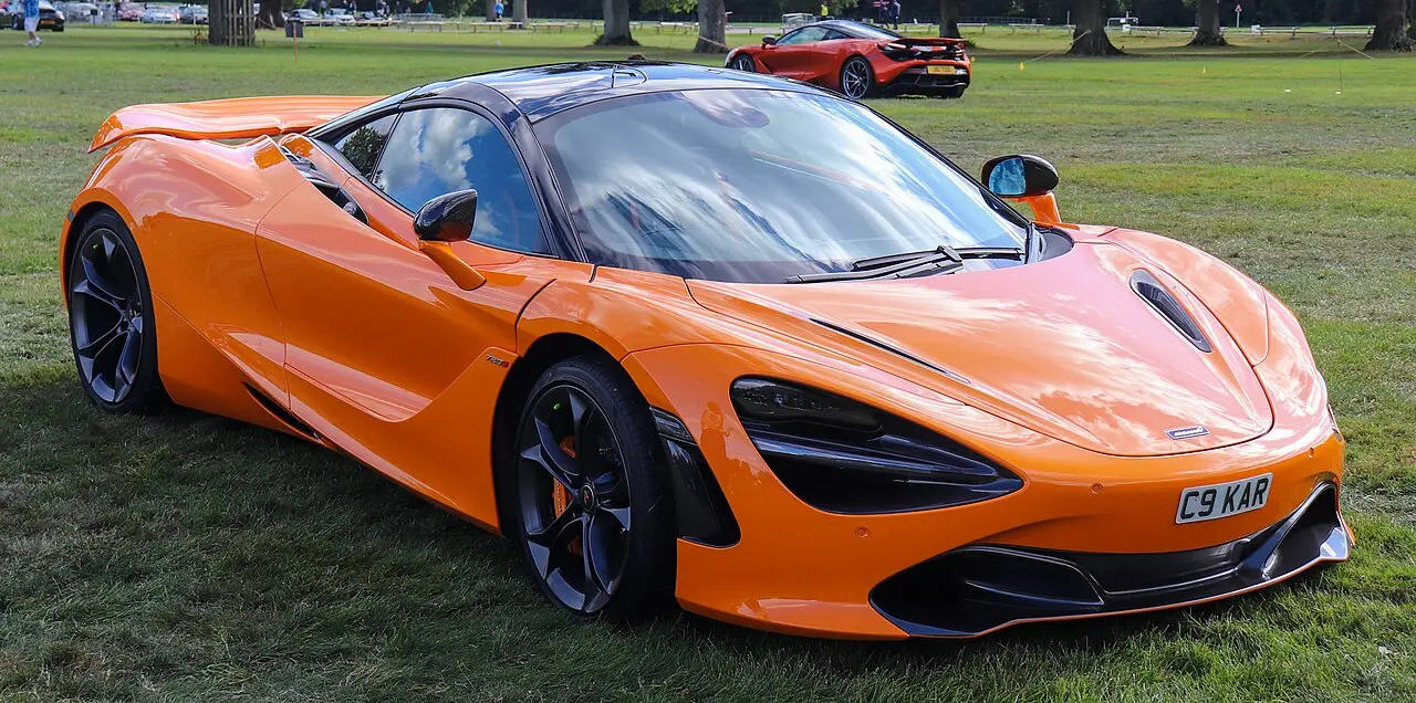 McLaren 765LT