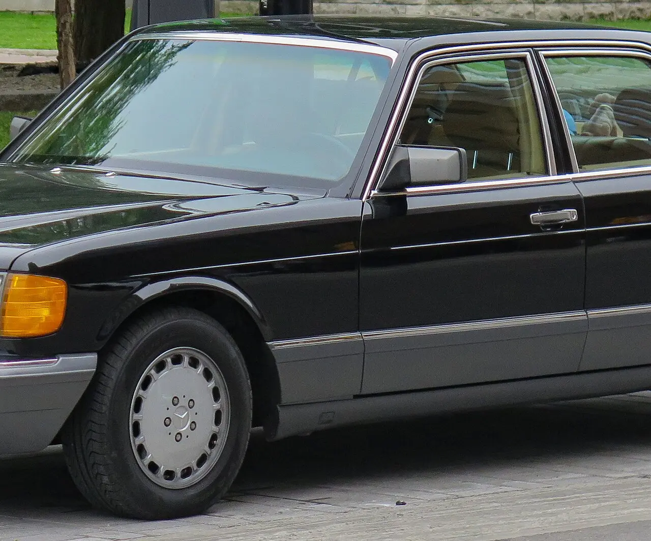 Mercedes-Benz 350
