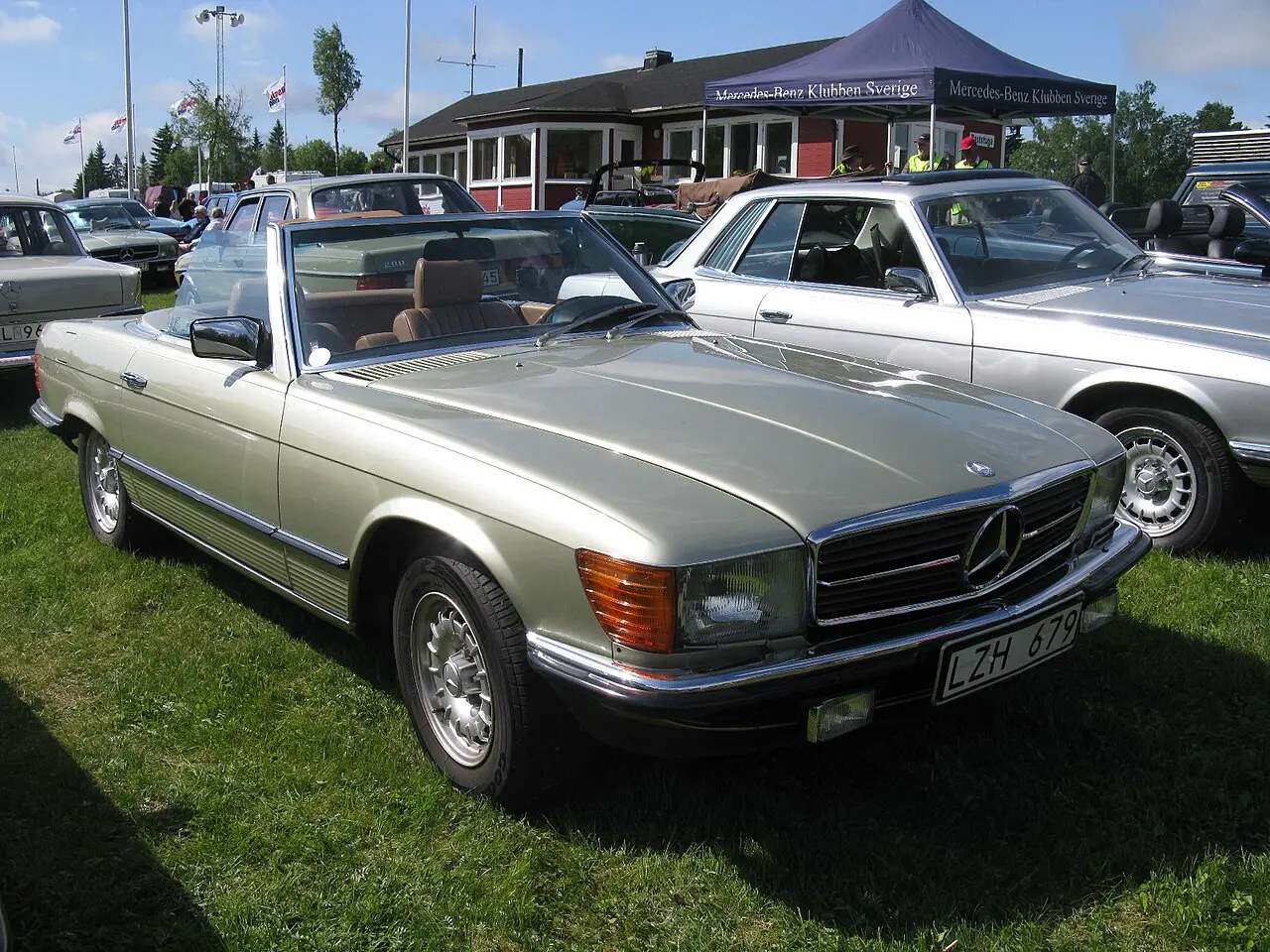 Mercedes-Benz 380