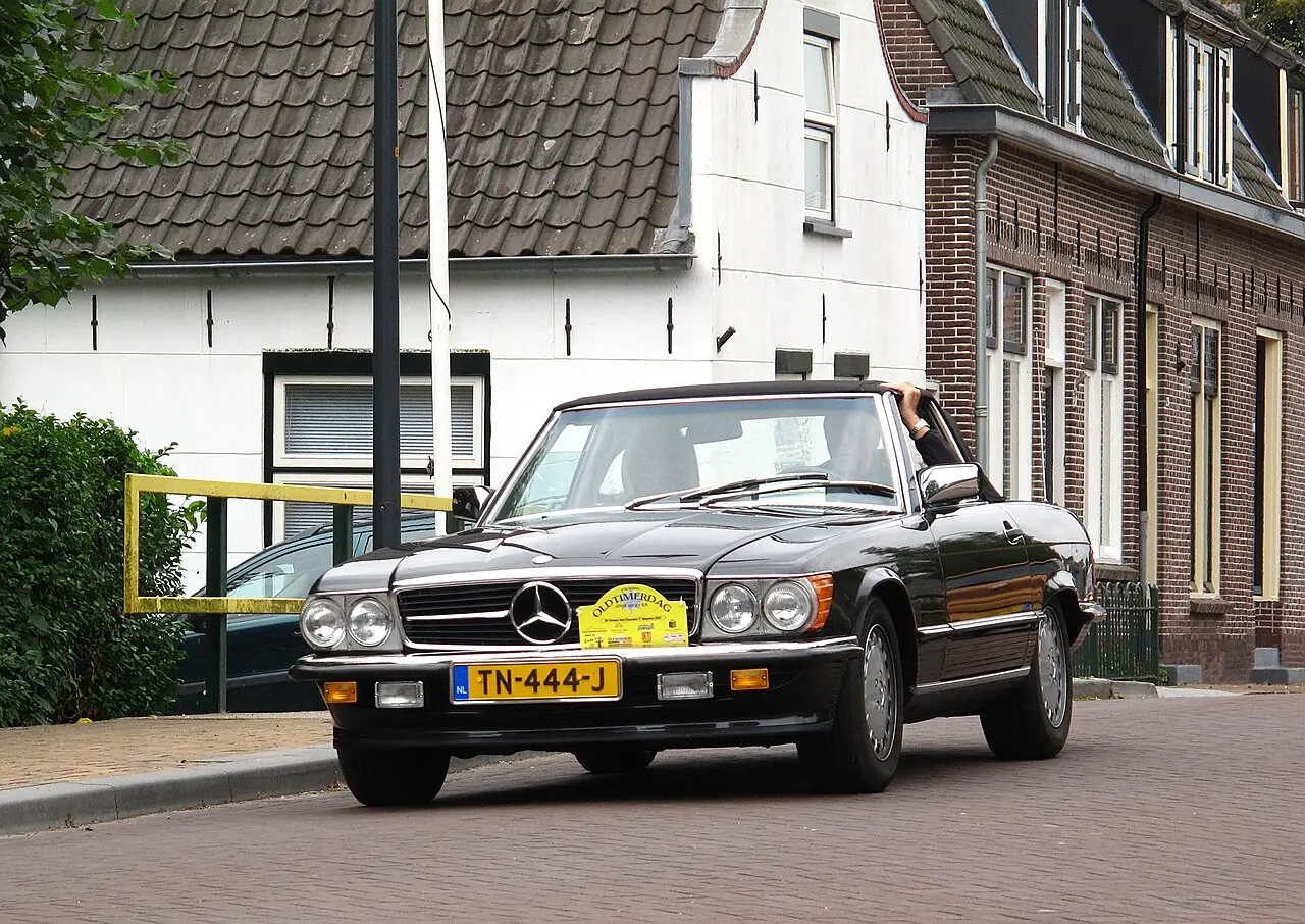 Mercedes-Benz 560