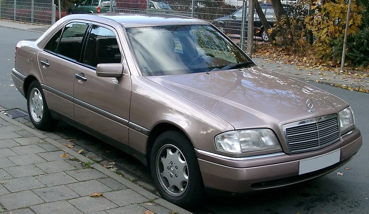 Mercedes-Benz C-Class W202