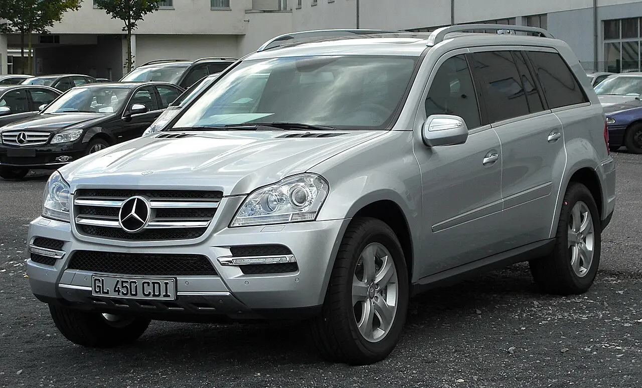 Mercedes-Benz GL first generation