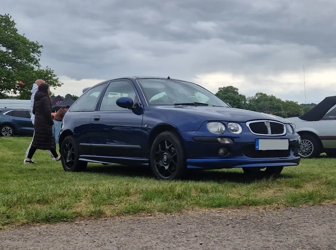 MG Rover 25