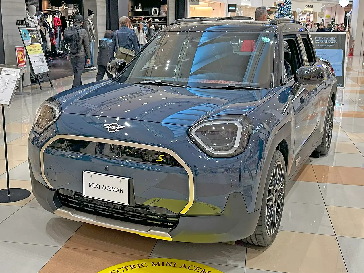 MINI Aceman