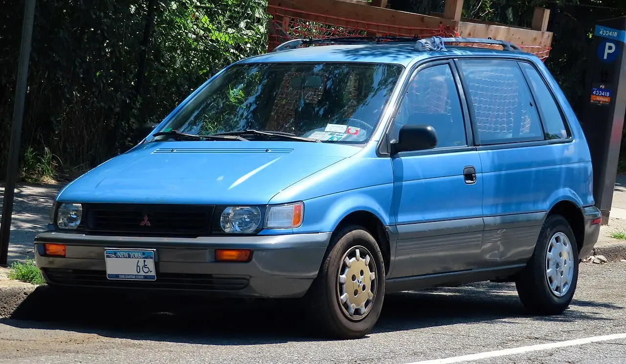 Mitsubishi Expo LRV