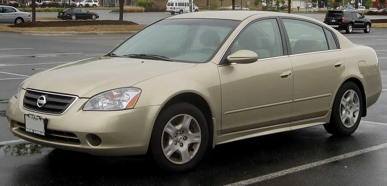 Nissan Altima III