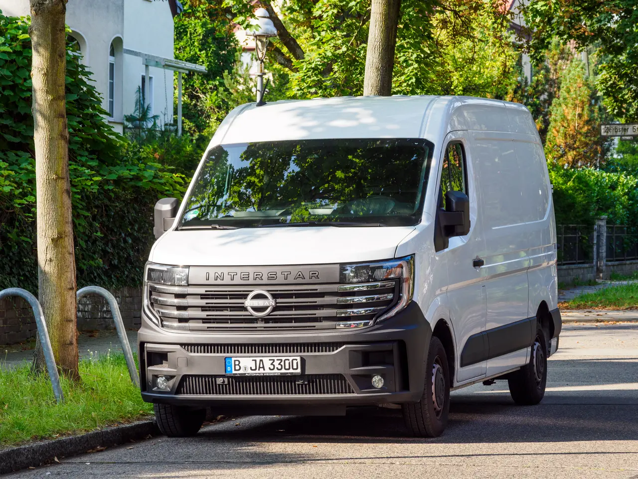 Nissan Interstar