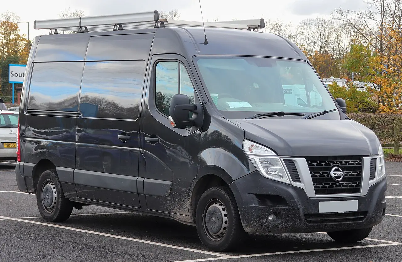 Nissan NV400