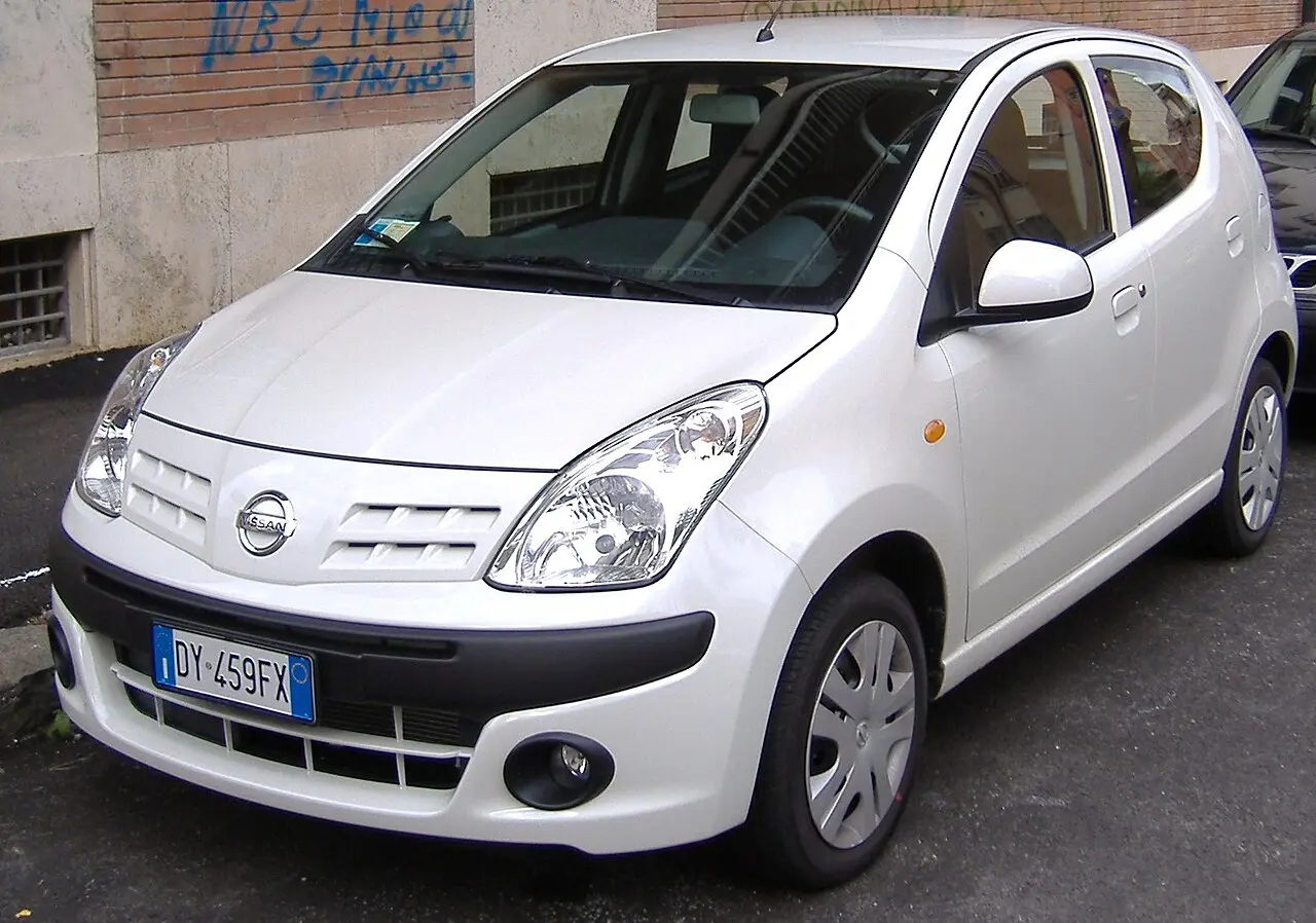 Nissan Pixo