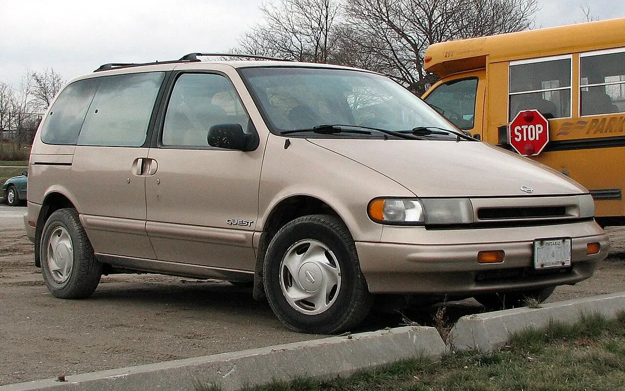 Nissan Quest V40