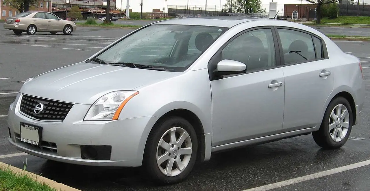 Nissan Sentra B16