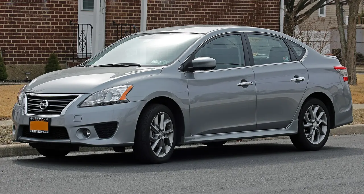 Nissan Sentra B17