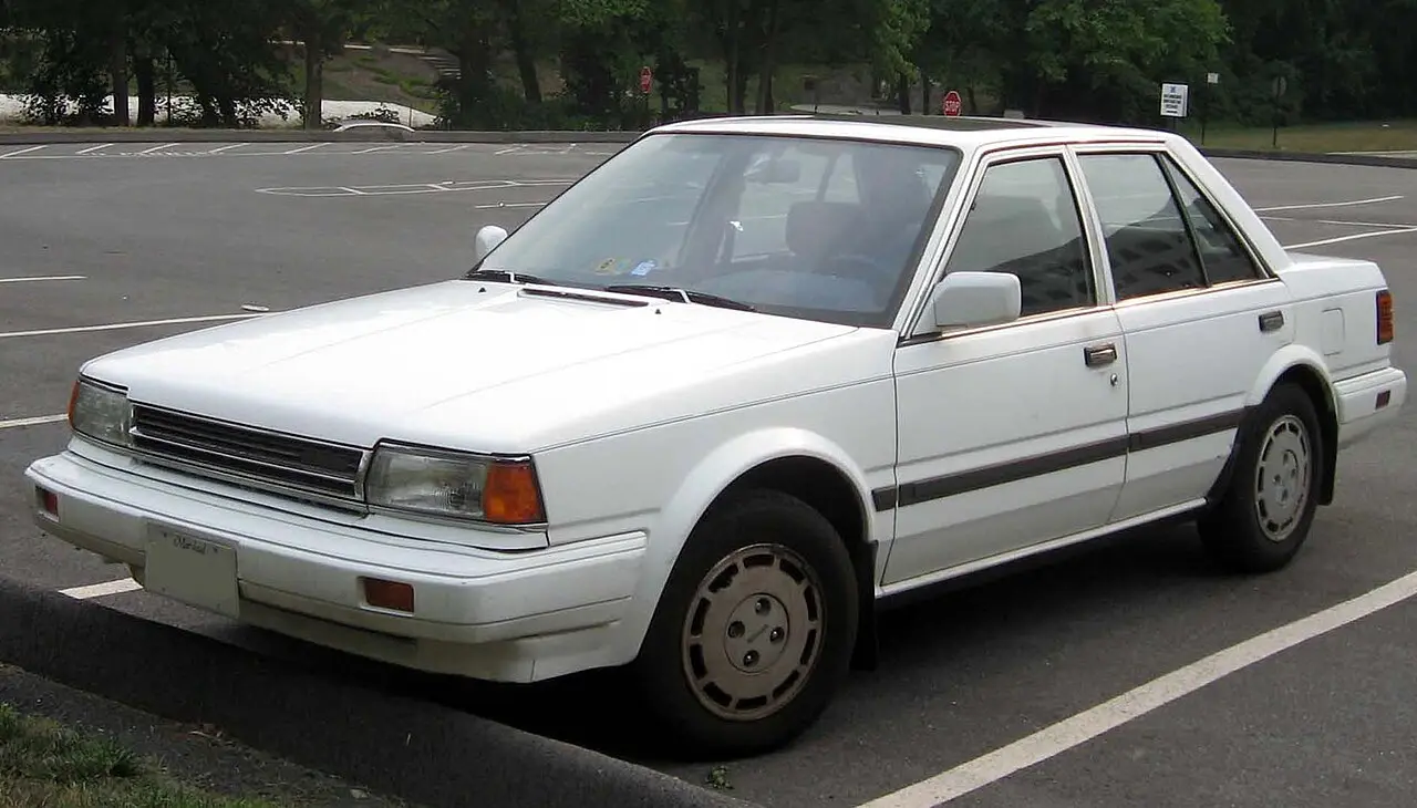 Nissan Stanza T12
