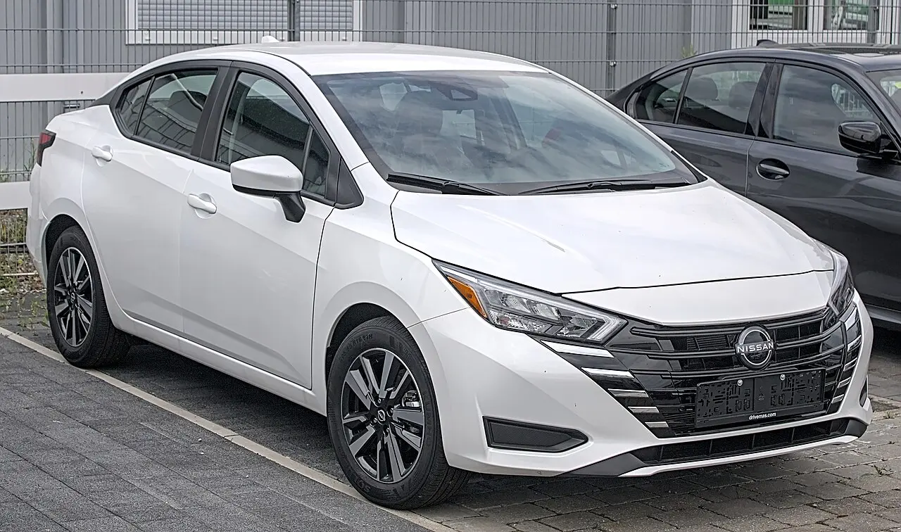 Nissan Versa