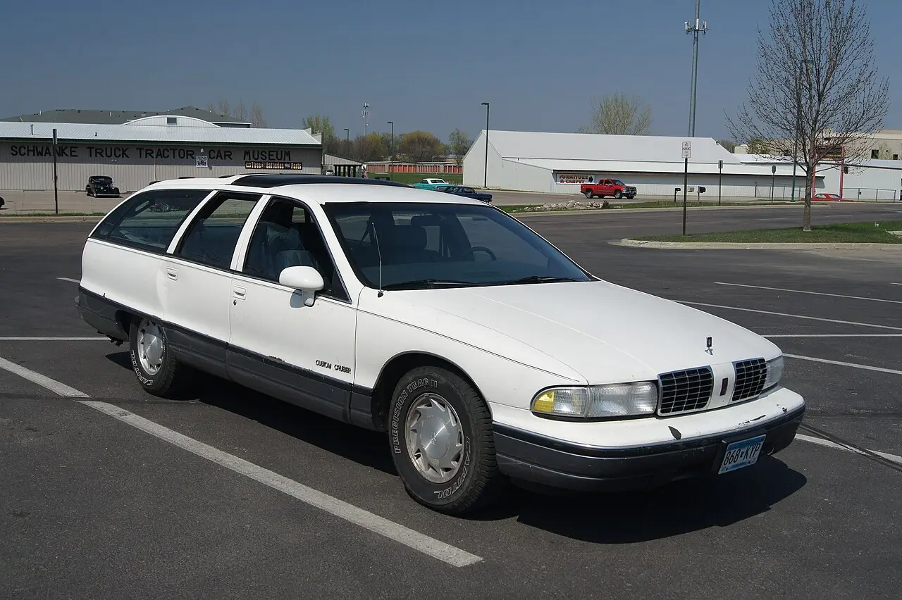 Oldsmobile Custom Cruiser