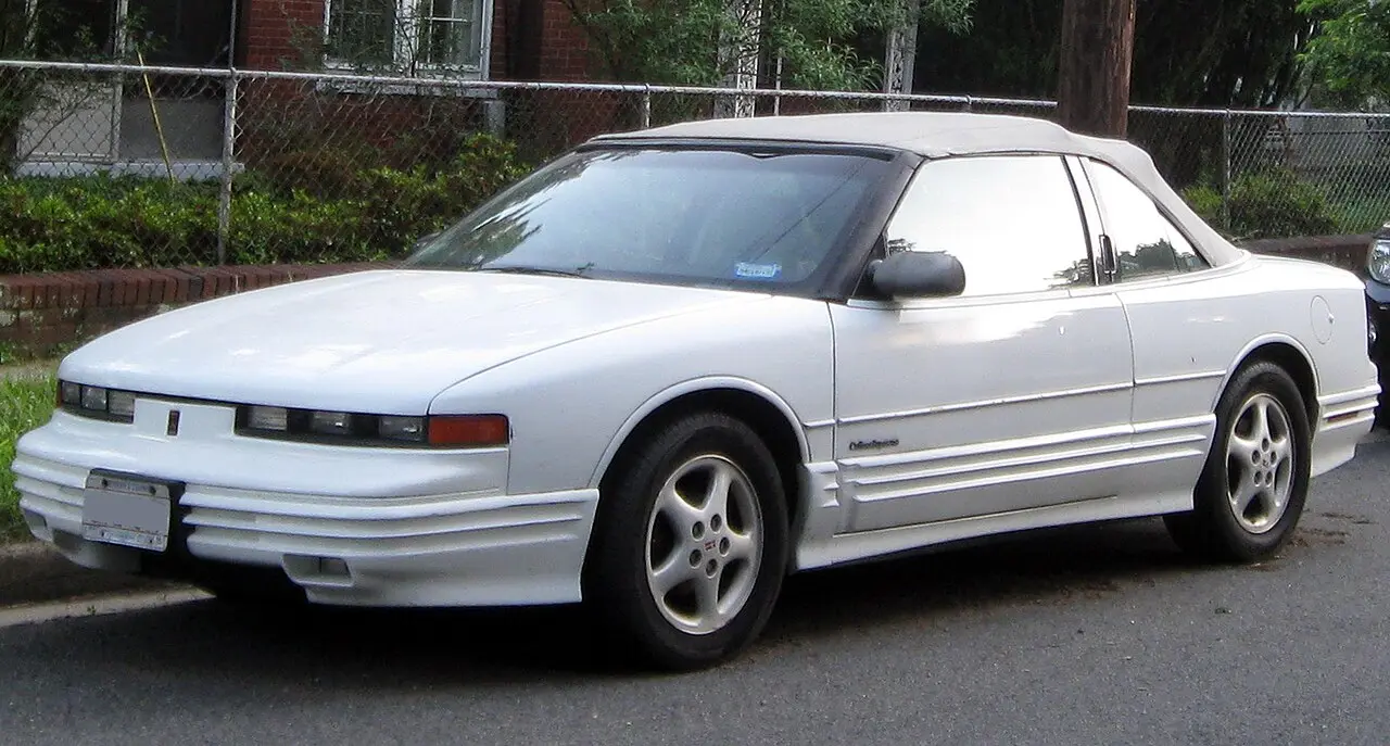 Oldsmobile Cutlass Supreme