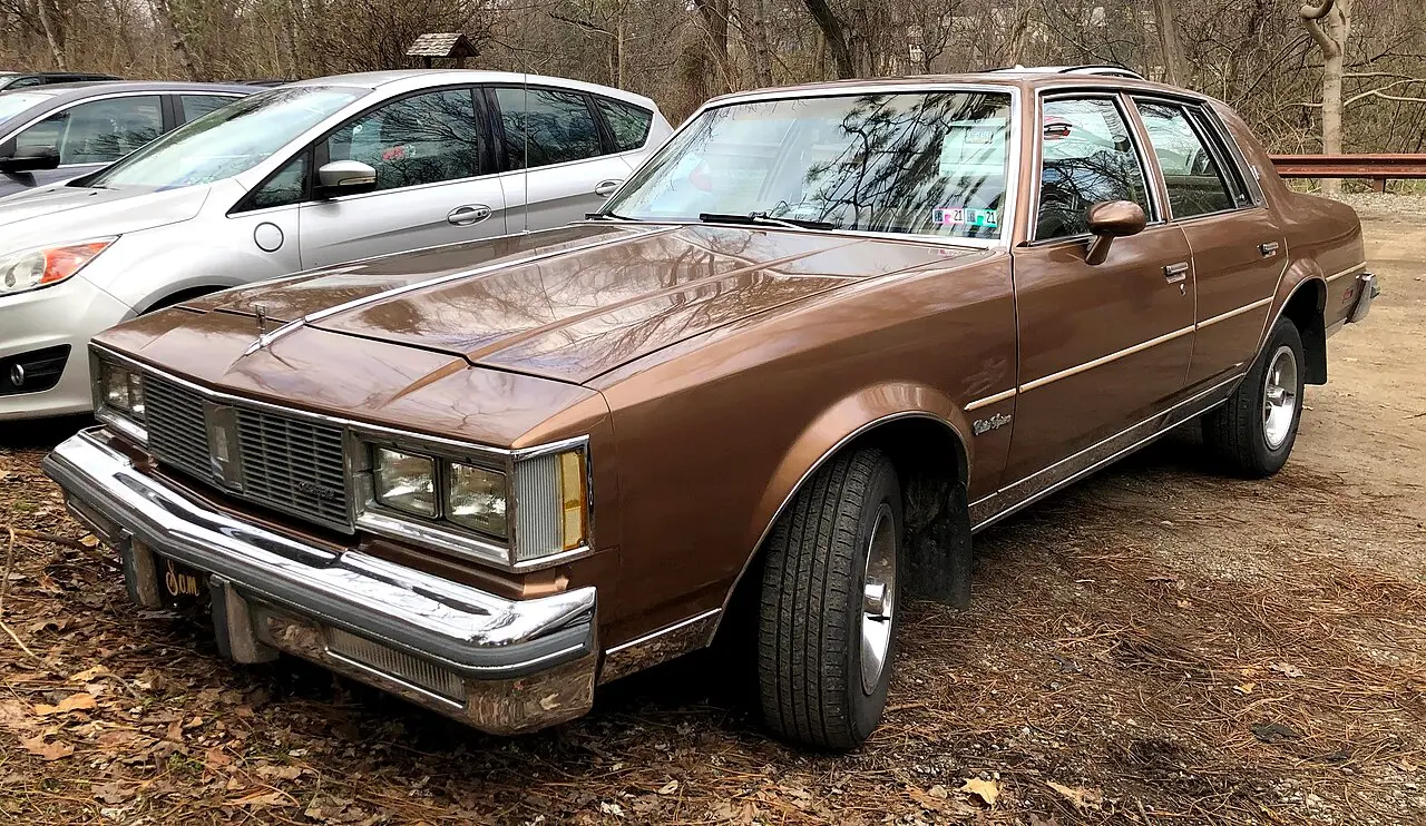 Oldsmobile Cutlass Supreme fourth generation