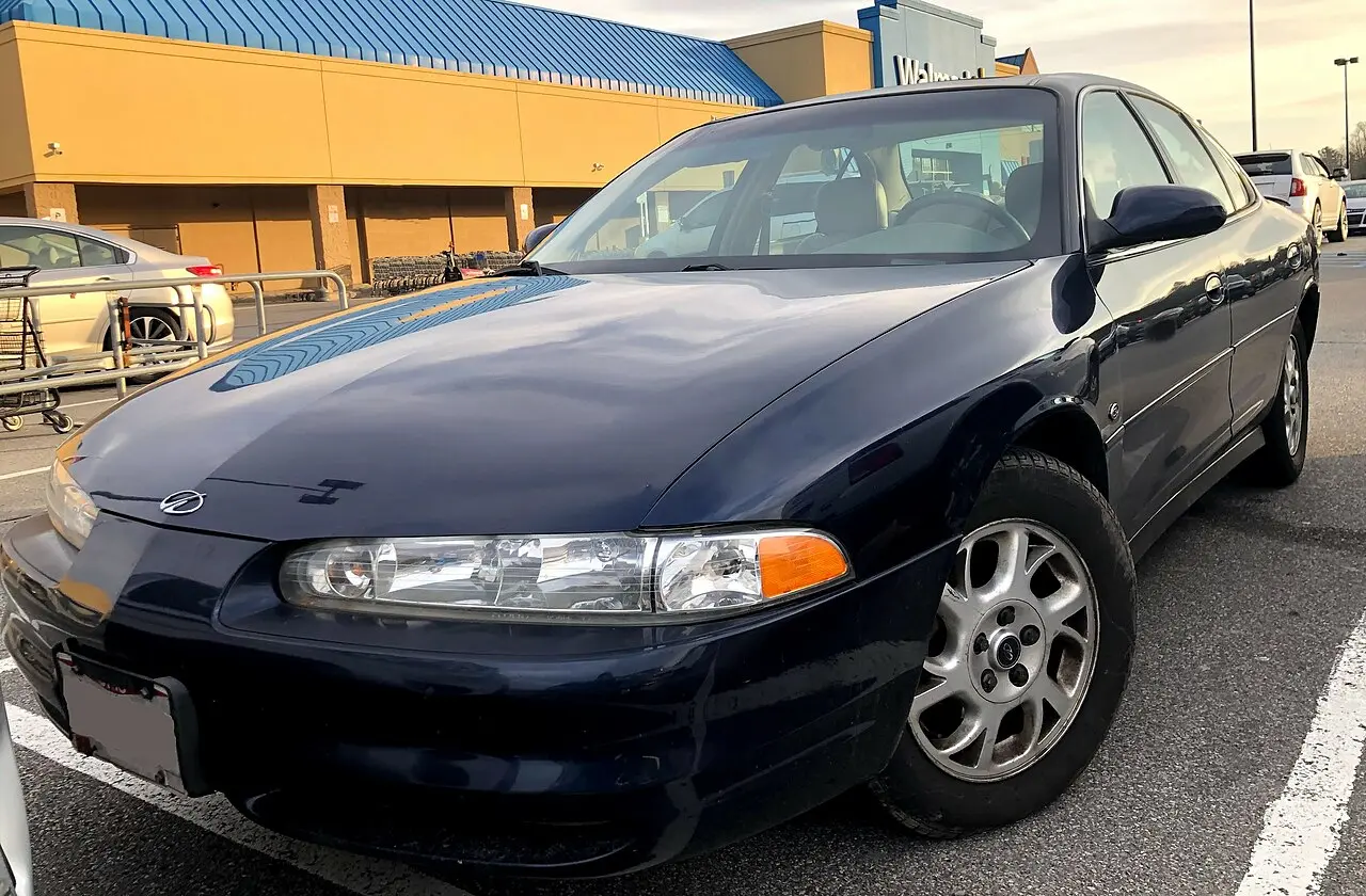 Oldsmobile Intrigue