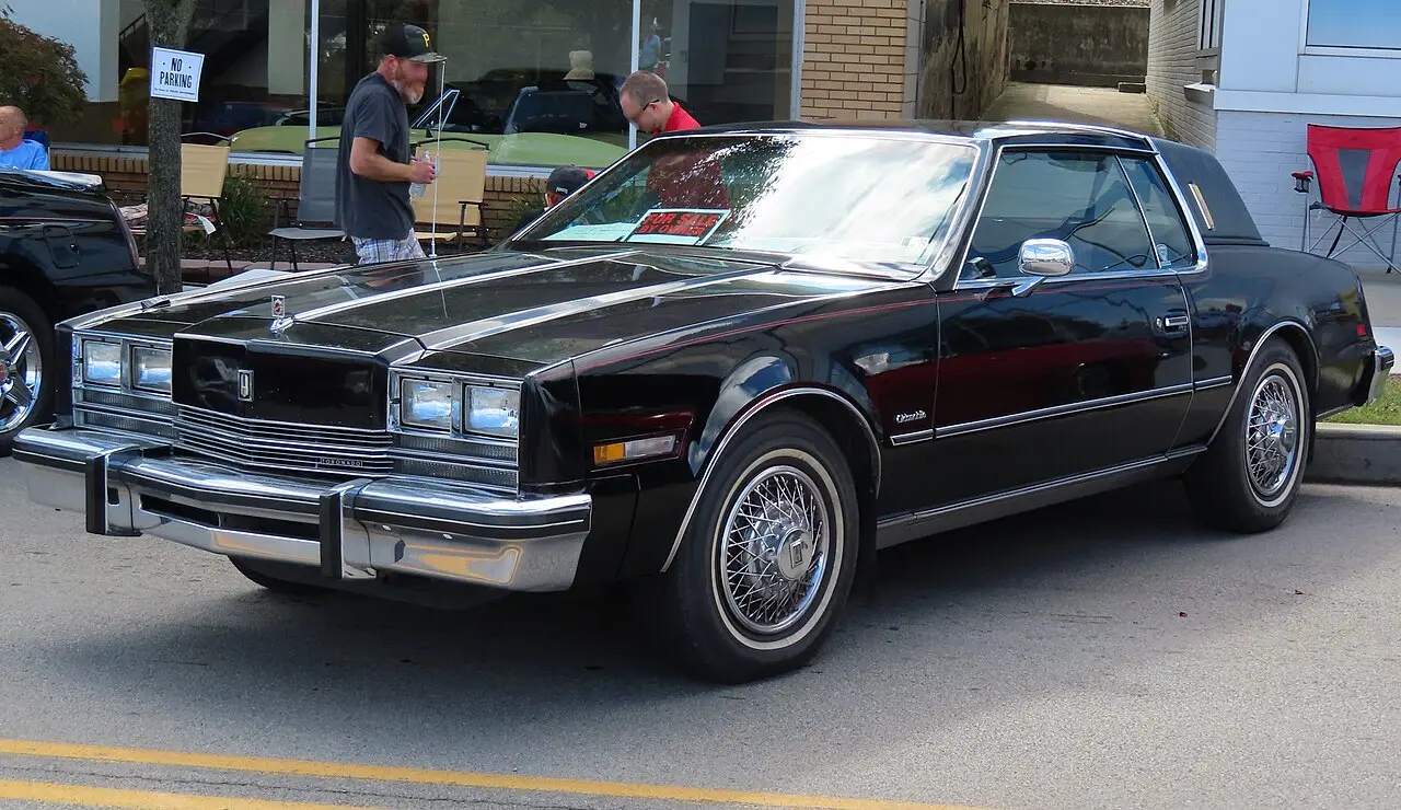 Oldsmobile Toronado third generation